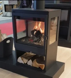 EEK A 3-Scheiben Kaminofen Panadero AMBAR TRIVISION - 7,1kW Mit XXL-Sichtscheiben -Kaminöfen Verkaufsgeschäft panadero ambar 3v