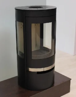 EEK A Kaminofen Panadero Suerte ECODESIGN + Ext. Zuluft Mit Drei Scheiben 8 KW 9 EEK A Kaminofen Panadero Suerte ECODESIGN + Ext. Zuluft Mit Drei Scheiben 8 KW -Kaminöfen Verkaufsgeschäft panadero suerte messe1